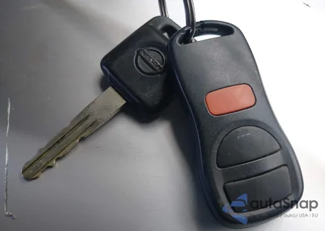 2002 Nissan Xterra Xe из США, поврежденный, VIN 5N1ED28T32C544784